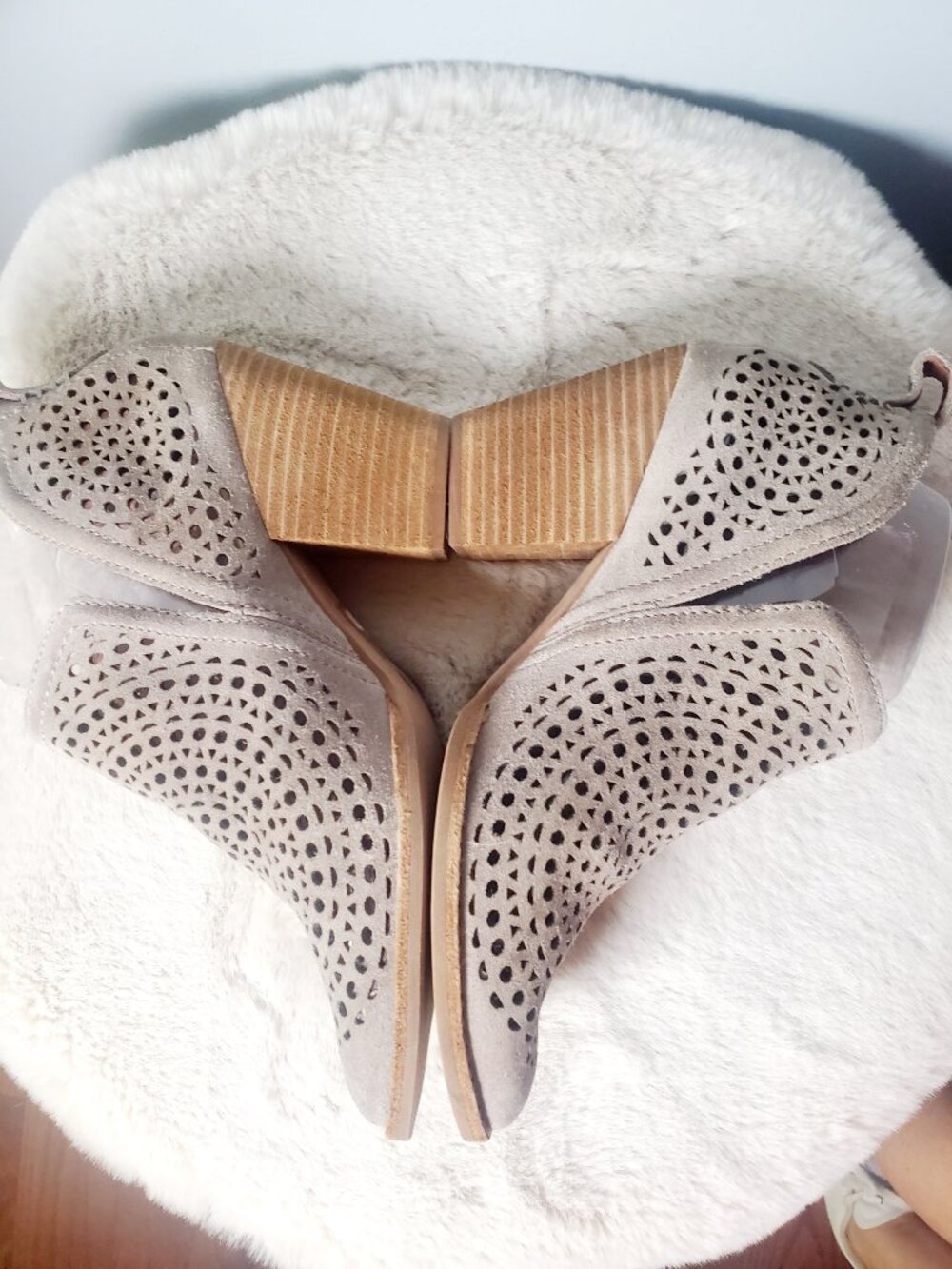 Jeffrey Campbell Perforated Suede Ankle Boots Tan Boho Western Coastal Cowgirl 9 - Picture 14 of 14